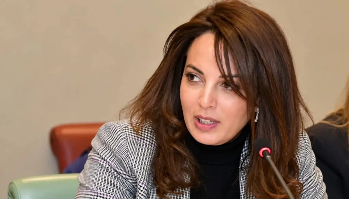 الناطق الرسمي باسم الحكومة يوضح بعد إعفاء الوزيرة ماديحة خيير